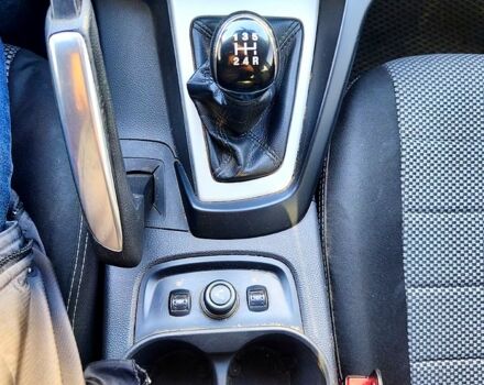 Красный Форд Фокус, объемом двигателя 1 л и пробегом 140 тыс. км за 7000 $, фото 7 на Automoto.ua