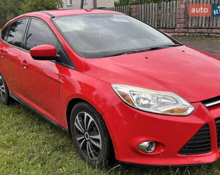Красный Форд Фокус, объемом двигателя 2 л и пробегом 196 тыс. км за 6500 $, фото 4 на Automoto.ua