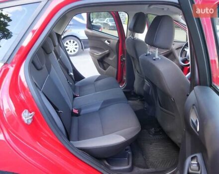 Красный Форд Фокус, объемом двигателя 1.6 л и пробегом 133 тыс. км за 8500 $, фото 14 на Automoto.ua