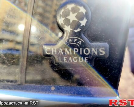 Красный Форд Фокус, объемом двигателя 1 л и пробегом 140 тыс. км за 7000 $, фото 1 на Automoto.ua