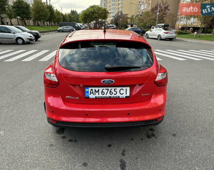 Красный Форд Фокус, объемом двигателя 1.6 л и пробегом 149 тыс. км за 8500 $, фото 3 на Automoto.ua