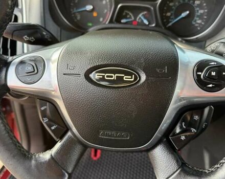 Красный Форд Фокус, объемом двигателя 2 л и пробегом 180 тыс. км за 6850 $, фото 11 на Automoto.ua