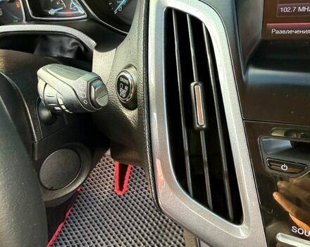 Красный Форд Фокус, объемом двигателя 2 л и пробегом 180 тыс. км за 6850 $, фото 10 на Automoto.ua