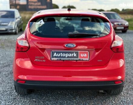 Красный Форд Фокус, объемом двигателя 2 л и пробегом 161 тыс. км за 7990 $, фото 9 на Automoto.ua