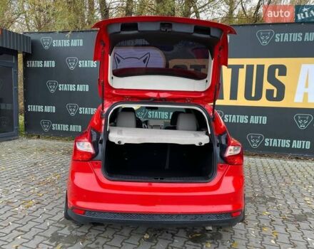 Форд Фокус 2012 у Хмельницькому на Automoto.ua Червоний Форд Фокус, об'ємом двигуна 2 л та пробігом 322 тис. км за 5800 $, фото 7 на Automoto.ua