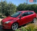 Красный Форд Фокус, объемом двигателя 2 л и пробегом 135 тыс. км за 8100 $, фото 3 на Automoto.ua