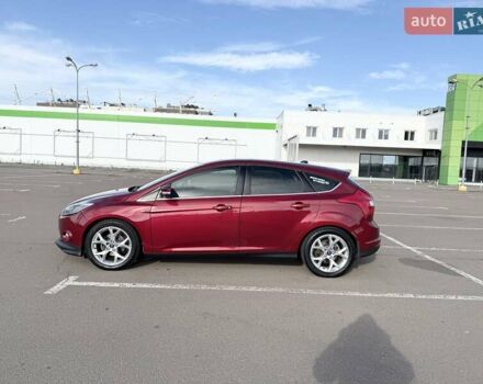 Красный Форд Фокус, объемом двигателя 2 л и пробегом 180 тыс. км за 6850 $, фото 2 на Automoto.ua