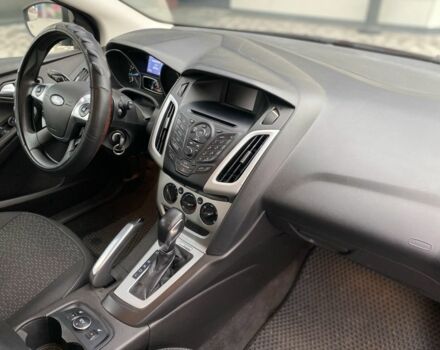 Червоний Форд Фокус, об'ємом двигуна 2 л та пробігом 232 тис. км за 5950 $, фото 10 на Automoto.ua