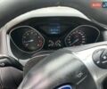 Красный Форд Фокус, объемом двигателя 1.6 л и пробегом 223 тыс. км за 6500 $, фото 2 на Automoto.ua