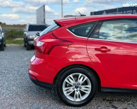 Красный Форд Фокус, объемом двигателя 2 л и пробегом 161 тыс. км за 7990 $, фото 6 на Automoto.ua