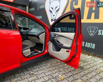 Форд Фокус 2012 у Хмельницькому на Automoto.ua Червоний Форд Фокус, об'ємом двигуна 2 л та пробігом 322 тис. км за 5800 $, фото 30 на Automoto.ua