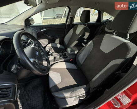 Червоний Форд Фокус, об'ємом двигуна 1 л та пробігом 160 тис. км за 6500 $, фото 22 на Automoto.ua