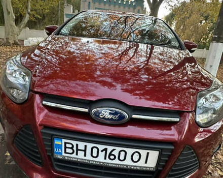 Форд Фокус 2013 в Беляевке на Automoto.ua Красный Форд Фокус, объемом двигателя 2 л и пробегом 138 тыс. км за 7100 $, фото 3 на Automoto.ua