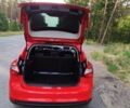 Красный Форд Фокус, объемом двигателя 1 л и пробегом 119 тыс. км за 5400 $, фото 7 на Automoto.ua