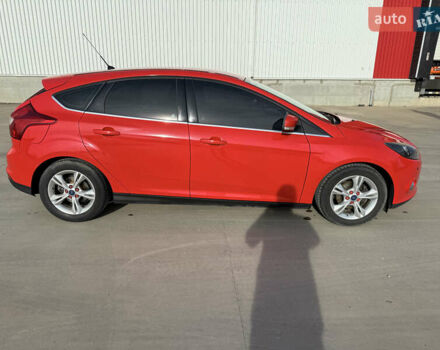 Красный Форд Фокус, объемом двигателя 1 л и пробегом 209 тыс. км за 6700 $, фото 4 на Automoto.ua