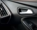 Форд Фокус 2013 в Харькове на Automoto.ua Красный Форд Фокус, объемом двигателя 1 л и пробегом 85 тыс. км за 8470 $, фото 77 на Automoto.ua