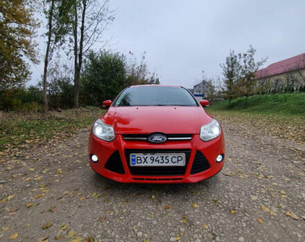 Форд Фокус 2013 в Хмельницком на Automoto.ua Красный Форд Фокус, объемом двигателя 1 л и пробегом 143 тыс. км за 7300 $, фото 1 на Automoto.ua