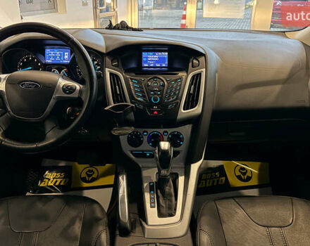 Червоний Форд Фокус, об'ємом двигуна 2 л та пробігом 171 тис. км за 8599 $, фото 9 на Automoto.ua