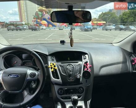 Красный Форд Фокус, объемом двигателя 1 л и пробегом 201 тыс. км за 6200 $, фото 17 на Automoto.ua