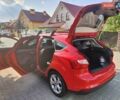 Красный Форд Фокус, объемом двигателя 1 л и пробегом 122 тыс. км за 6500 $, фото 2 на Automoto.ua