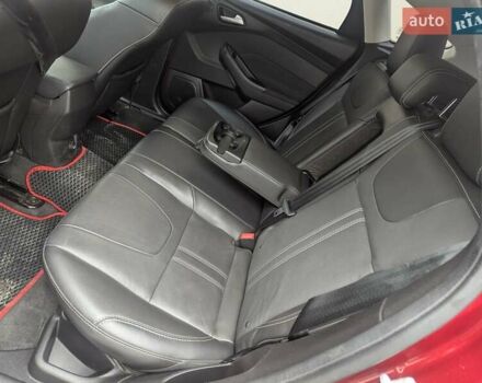 Червоний Форд Фокус, об'ємом двигуна 2 л та пробігом 120 тис. км за 7999 $, фото 26 на Automoto.ua