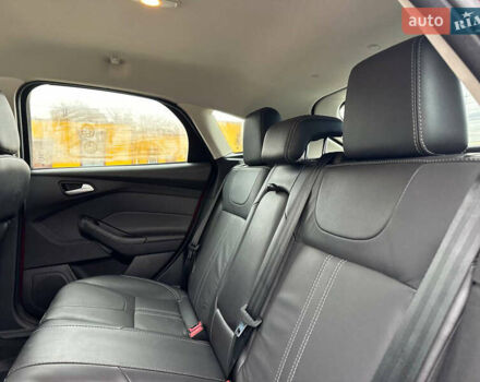 Червоний Форд Фокус, об'ємом двигуна 2 л та пробігом 144 тис. км за 8800 $, фото 39 на Automoto.ua