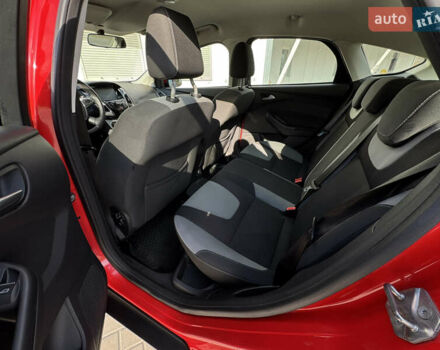 Червоний Форд Фокус, об'ємом двигуна 1 л та пробігом 160 тис. км за 6500 $, фото 16 на Automoto.ua