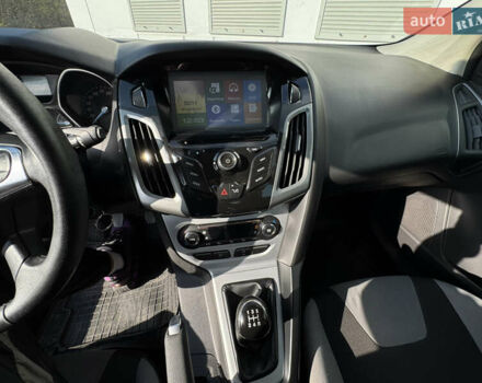 Червоний Форд Фокус, об'ємом двигуна 1 л та пробігом 160 тис. км за 6500 $, фото 21 на Automoto.ua