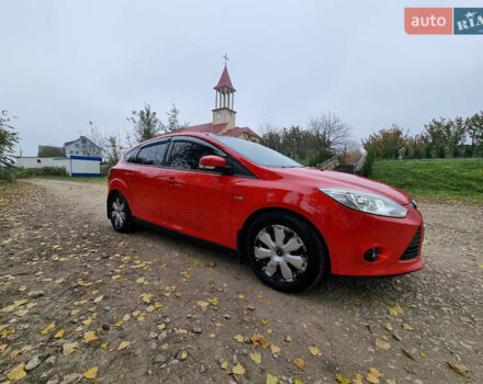 Форд Фокус 2013 в Хмельницком на Automoto.ua Красный Форд Фокус, объемом двигателя 1 л и пробегом 143 тыс. км за 7300 $, фото 3 на Automoto.ua