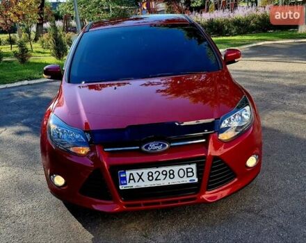 Форд Фокус 2013 в Харькове на Automoto.ua Красный Форд Фокус, объемом двигателя 1 л и пробегом 85 тыс. км за 8470 $, фото 13 на Automoto.ua