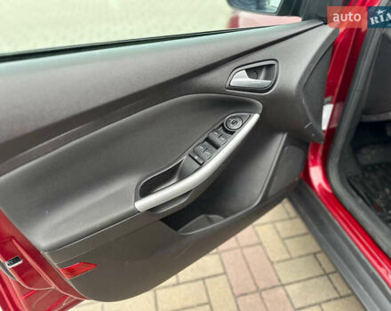 Червоний Форд Фокус, об'ємом двигуна 2 л та пробігом 144 тис. км за 8800 $, фото 32 на Automoto.ua