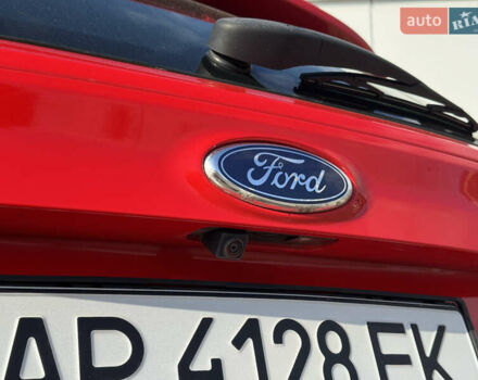 Червоний Форд Фокус, об'ємом двигуна 1 л та пробігом 160 тис. км за 6500 $, фото 32 на Automoto.ua