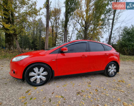 Форд Фокус 2013 в Хмельницком на Automoto.ua Красный Форд Фокус, объемом двигателя 1 л и пробегом 143 тыс. км за 7300 $, фото 4 на Automoto.ua