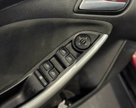 Червоний Форд Фокус, об'ємом двигуна 2 л та пробігом 171 тис. км за 8599 $, фото 16 на Automoto.ua