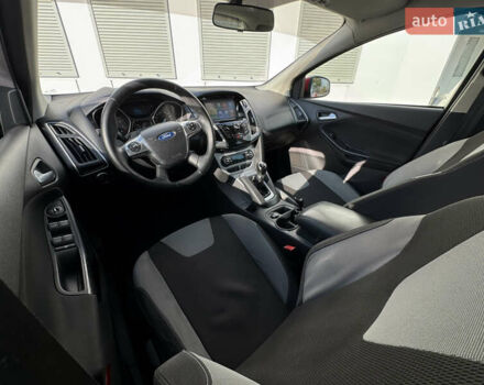 Червоний Форд Фокус, об'ємом двигуна 1 л та пробігом 160 тис. км за 6500 $, фото 19 на Automoto.ua