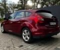 Красный Форд Фокус, объемом двигателя 2 л и пробегом 160 тыс. км за 7400 $, фото 1 на Automoto.ua