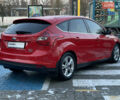 Красный Форд Фокус, объемом двигателя 1 л и пробегом 144 тыс. км за 6999 $, фото 5 на Automoto.ua