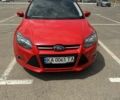 Красный Форд Фокус, объемом двигателя 1 л и пробегом 201 тыс. км за 6200 $, фото 2 на Automoto.ua