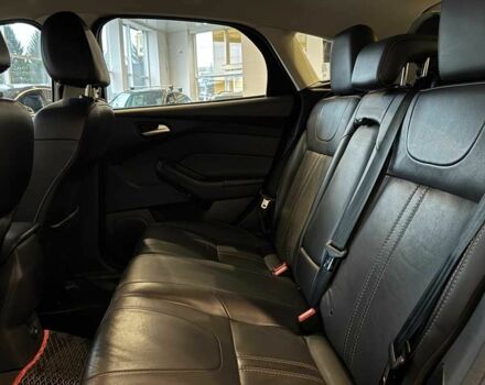 Червоний Форд Фокус, об'ємом двигуна 2 л та пробігом 171 тис. км за 8599 $, фото 19 на Automoto.ua