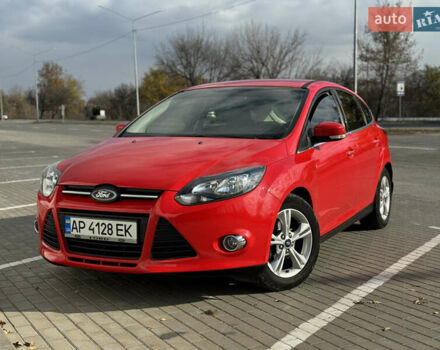 Червоний Форд Фокус, об'ємом двигуна 1 л та пробігом 160 тис. км за 6500 $, фото 1 на Automoto.ua