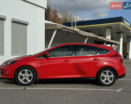 Червоний Форд Фокус, об'ємом двигуна 1 л та пробігом 160 тис. км за 6500 $, фото 26 на Automoto.ua
