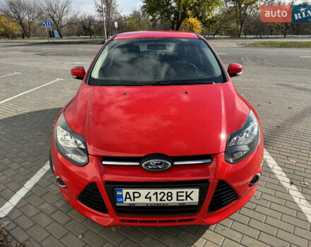 Червоний Форд Фокус, об'ємом двигуна 1 л та пробігом 160 тис. км за 6500 $, фото 4 на Automoto.ua