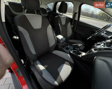 Червоний Форд Фокус, об'ємом двигуна 1 л та пробігом 160 тис. км за 6500 $, фото 13 на Automoto.ua