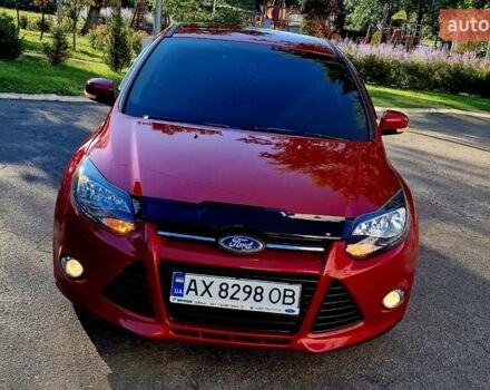 Форд Фокус 2013 в Харькове на Automoto.ua Красный Форд Фокус, объемом двигателя 1 л и пробегом 85 тыс. км за 8470 $, фото 17 на Automoto.ua