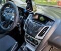 Форд Фокус 2013 в Харькове на Automoto.ua Красный Форд Фокус, объемом двигателя 1 л и пробегом 85 тыс. км за 8470 $, фото 68 на Automoto.ua