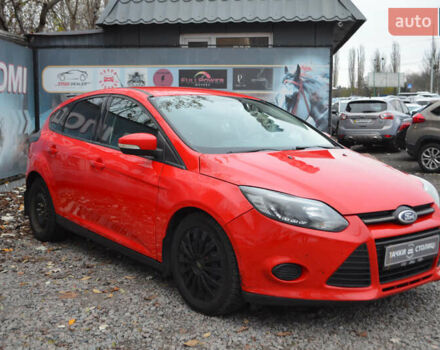 Красный Форд Фокус, объемом двигателя 2 л и пробегом 189 тыс. км за 8500 $, фото 7 на Automoto.ua