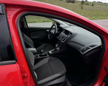 Красный Форд Фокус, объемом двигателя 2 л и пробегом 205 тыс. км за 6999 $, фото 3 на Automoto.ua