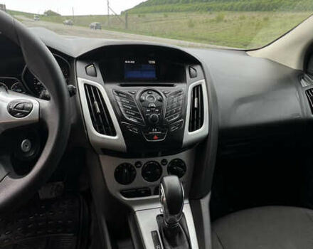 Красный Форд Фокус, объемом двигателя 2 л и пробегом 205 тыс. км за 6999 $, фото 16 на Automoto.ua