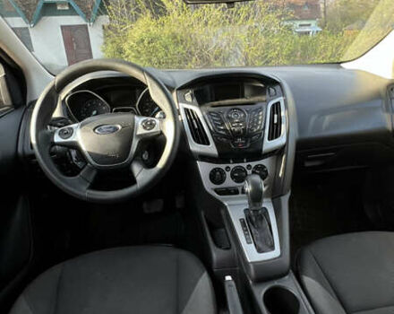 Красный Форд Фокус, объемом двигателя 2 л и пробегом 205 тыс. км за 6999 $, фото 21 на Automoto.ua