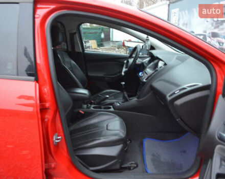 Красный Форд Фокус, объемом двигателя 2 л и пробегом 189 тыс. км за 8500 $, фото 21 на Automoto.ua